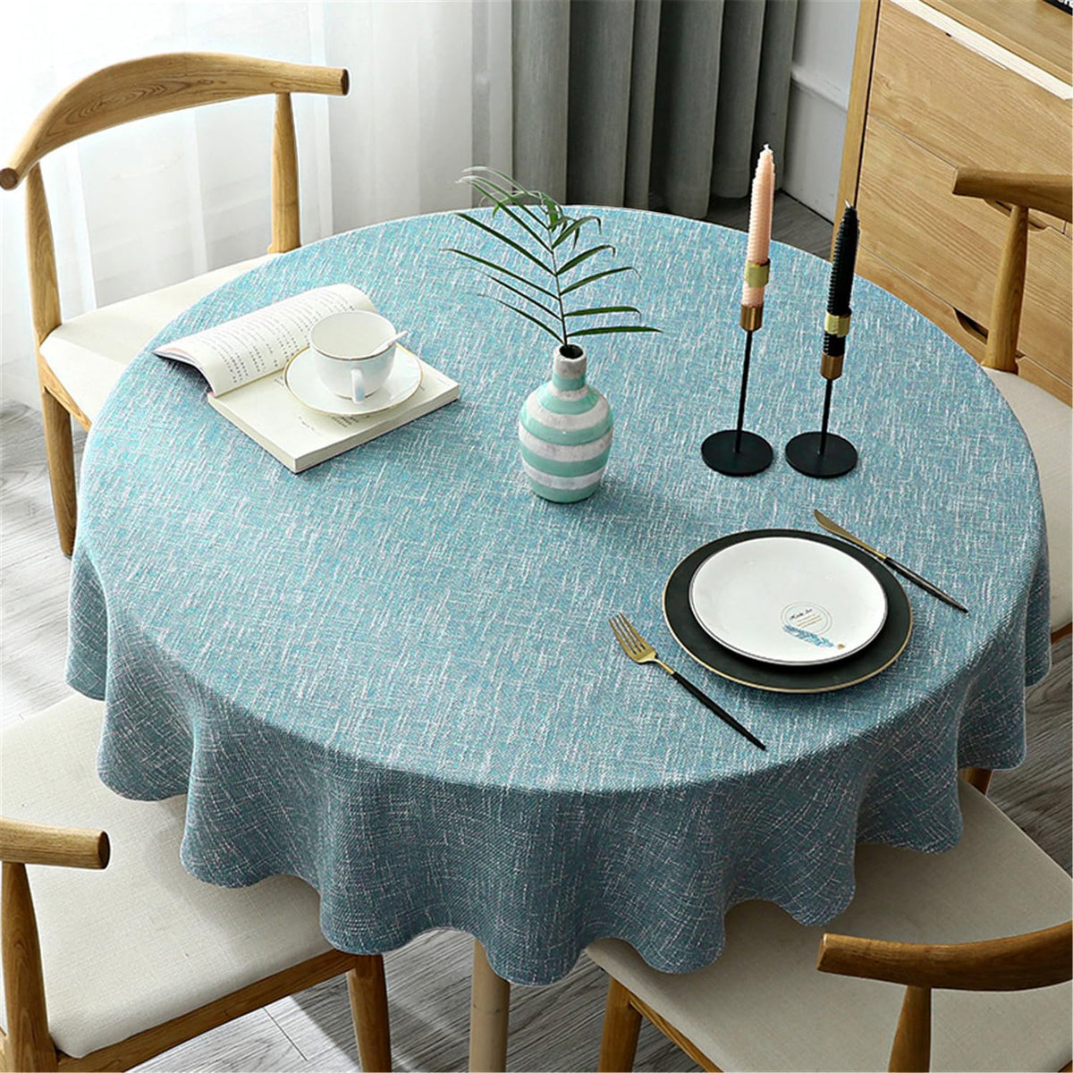 Heavyweight Round Cotton-Linen Tablecloth 180 cm – Light Blue