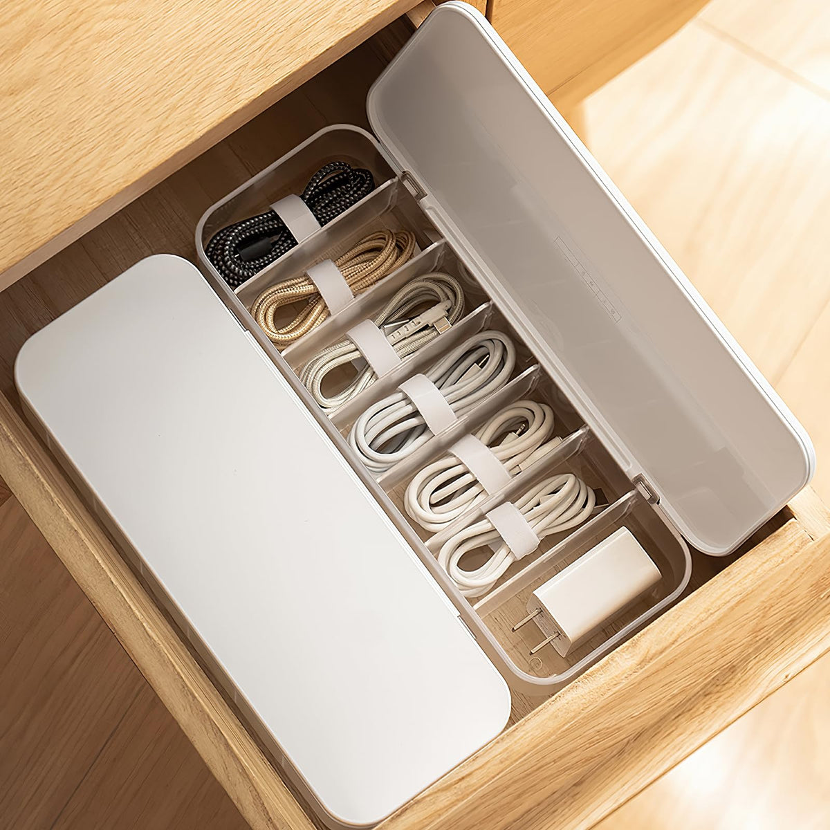 FRETONBA Cable Storage Box 2 Pack, Transparent Cable Organizer Box with 7 Compartments and 14 Cable Ties for Storage on the Desk (Office)