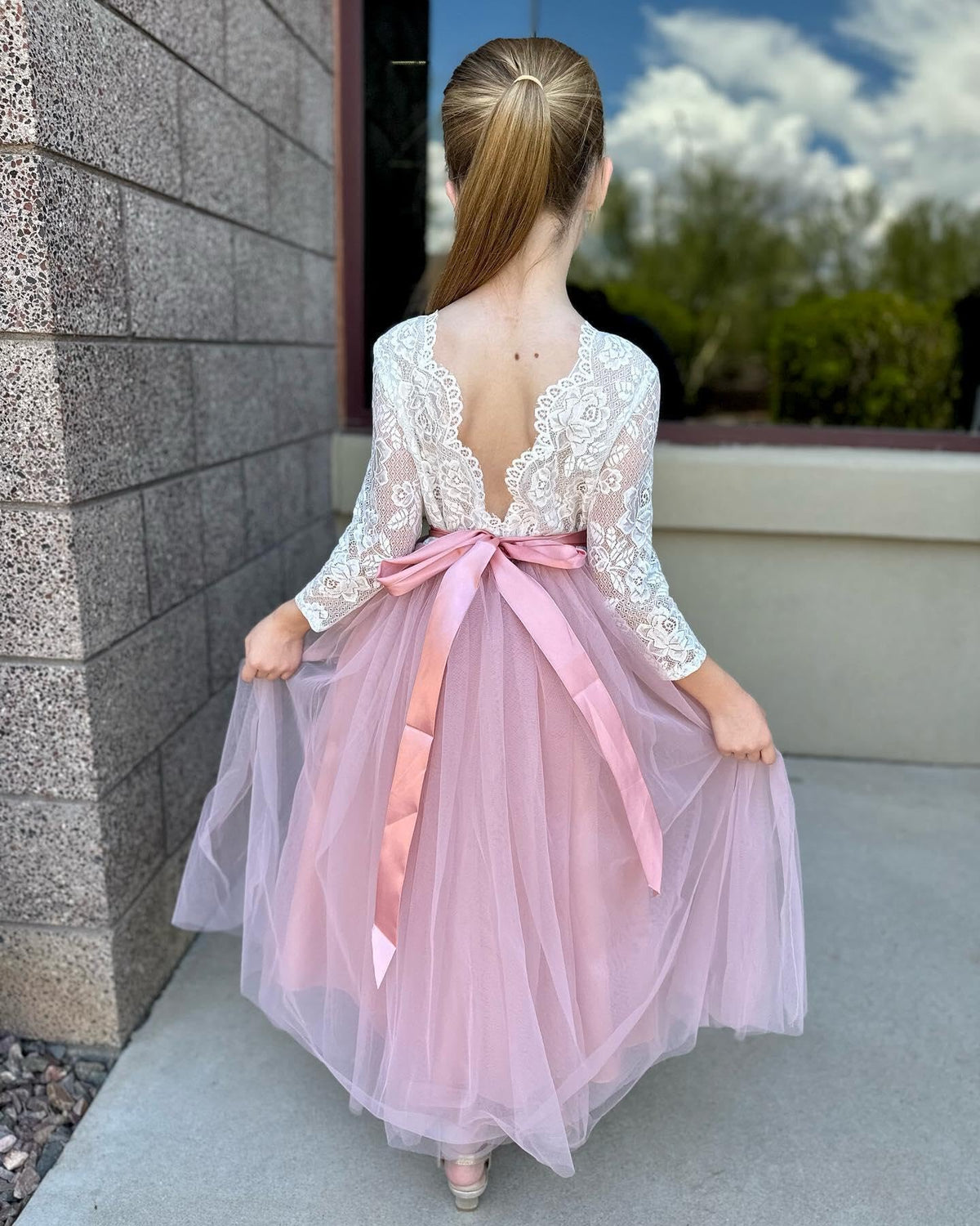 Flower Girl Tulle Princess Dress Lace V-Back Tutu Ball Gown with Sash - Pink 10-11Y