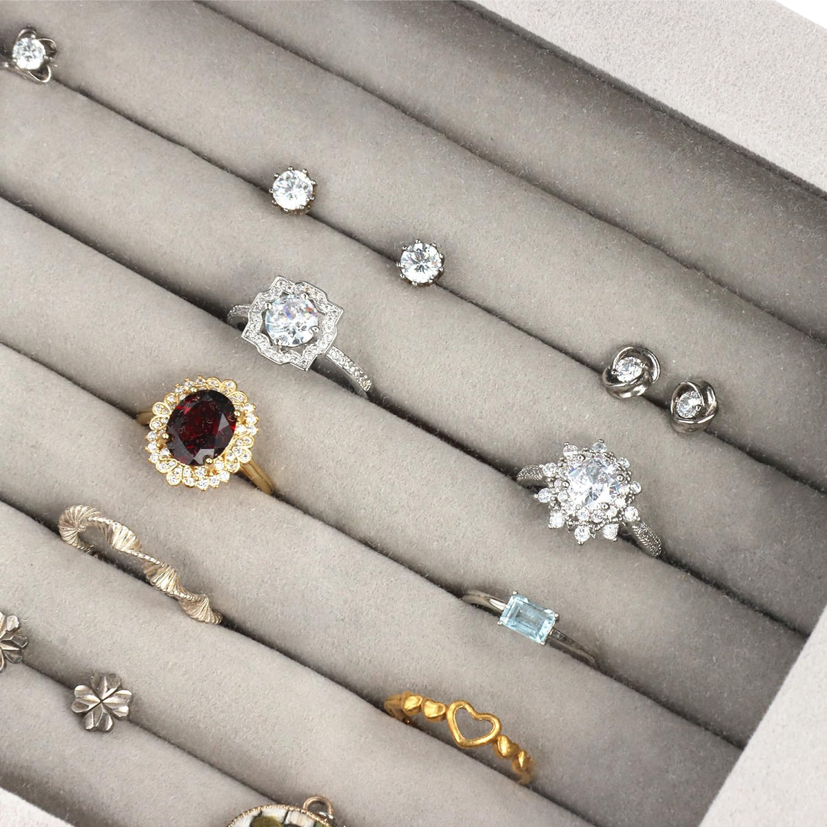 Velvet Jewellery Box 7-Compartment Ring Organizer with Transparent Lid