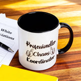 Cană ceramică cadou pentru șef inscripționată 'Professional Chaos'