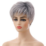 Perucă scurtă gri stratificată cu breton Pixie Cut termorezistentă AIYLMZ – Gri