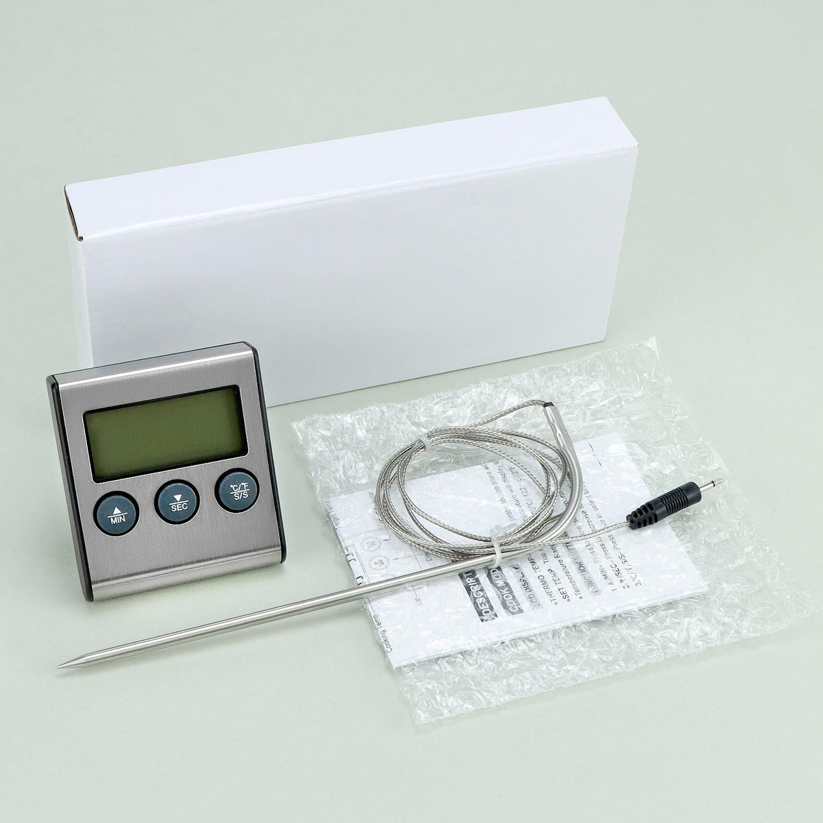 QWORK® Digital Cooking Thermometer with Food Probe, Range 0-300°C, Built-in Timer, LCD Display - for Use in Ovens and Grills