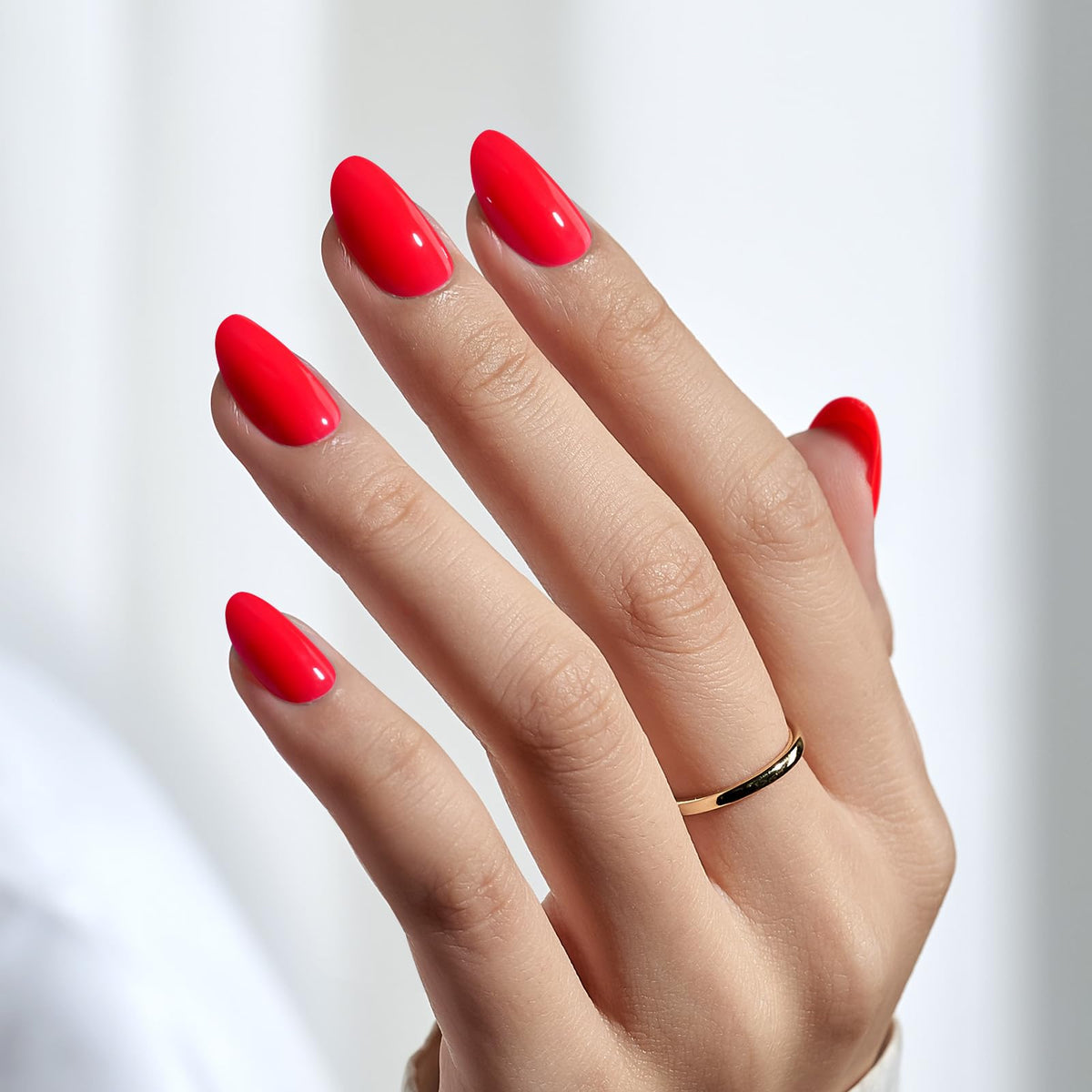 Press-On Nails Cat Eye Short Almond Glossy – Red 32ct
